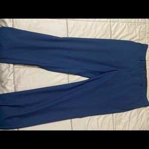 J. Ferrar 2 piece Navy suit. It is a slim fit.